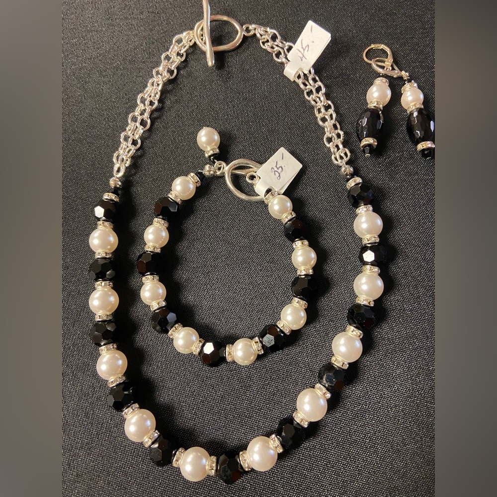 Versatile black and white and silver with Swarovski accents stunning set!